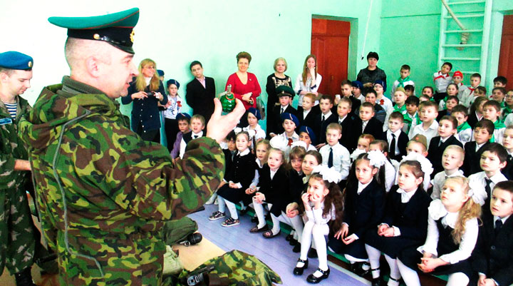 Прошла военно-спортивная игра в школе № 10  города Подольска