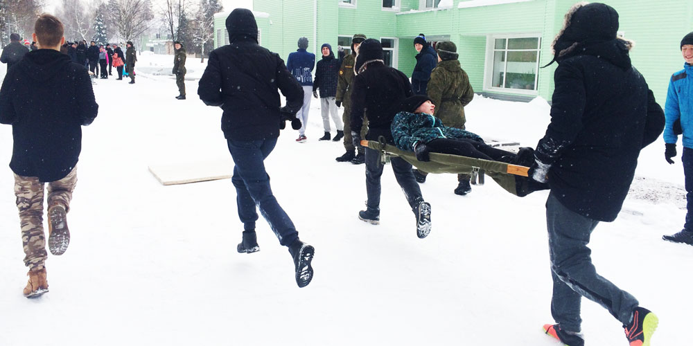 В Егорьевск провели соревнования по военно-спортивному многоборью