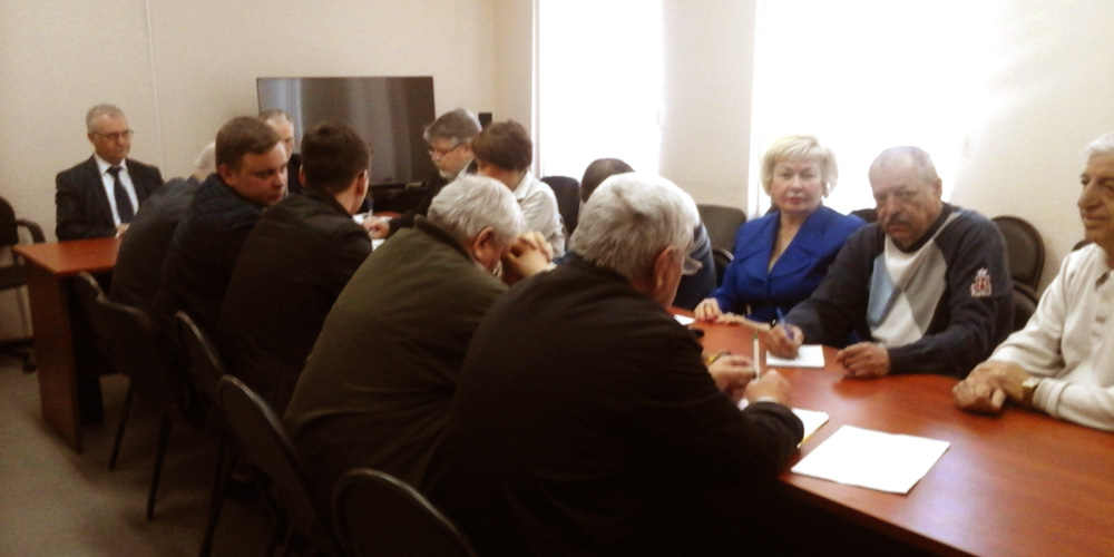 Ветераны Наро-Фоминска приняли участие во встрече с руководством округа