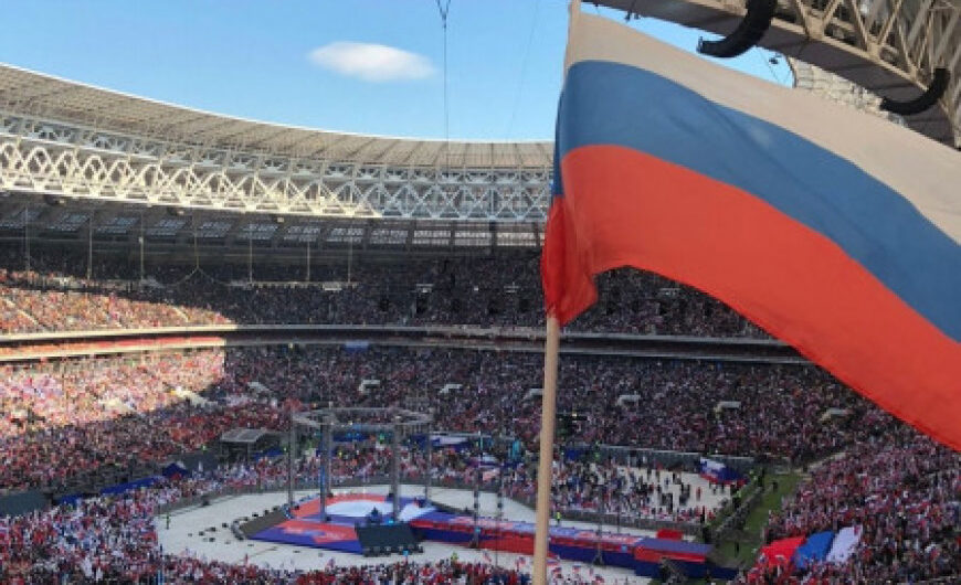 Щелковские ветераны посетили посвященный воссоединению Крыма с Россией митинг-концерт