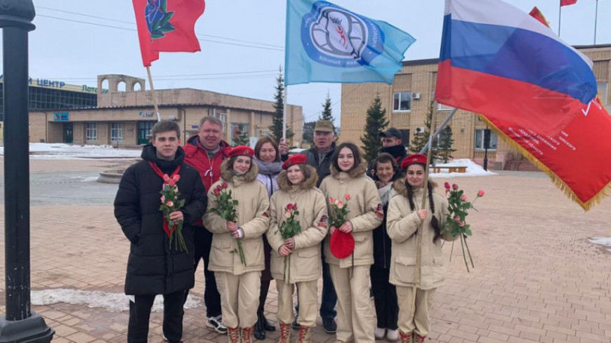 Члены Лотошинского «БОЕВОГО БРАТСТВА» поздравили женщин с 8 марта