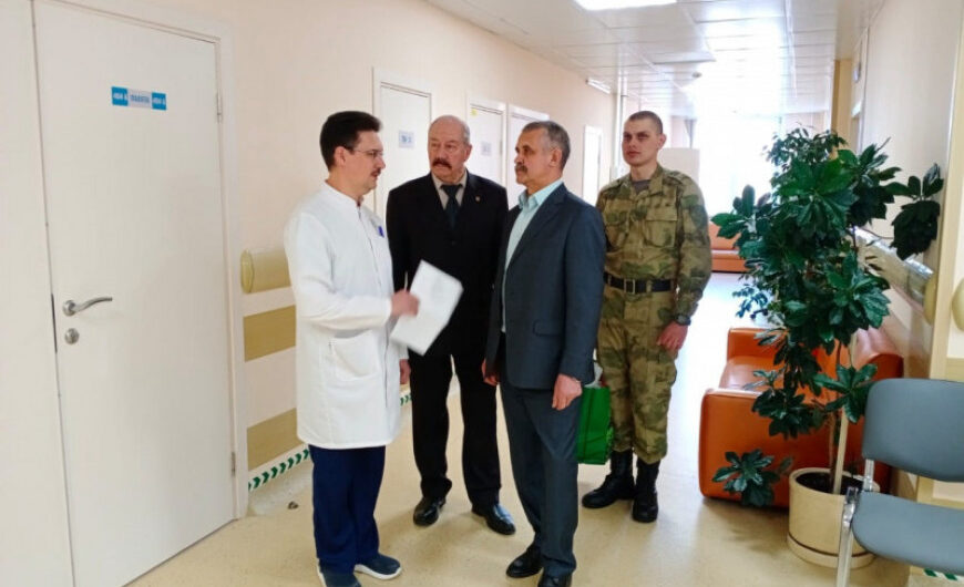 Член Щелковского «БОЕВОГО БРАТСТВА» Владимир Шапкин посетил военный госпиталь
