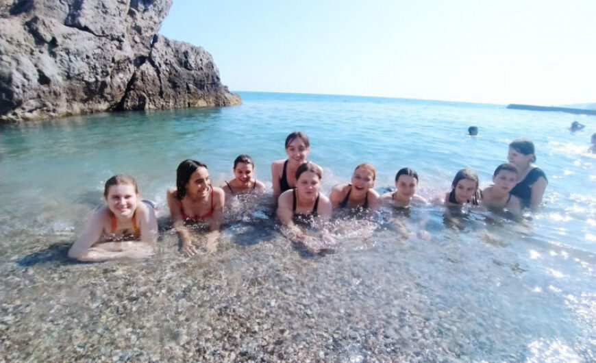 При содействии «БОЕВОГО БРАТСТВА» еще 100 детей из ДНР приехали на отдых в Крым