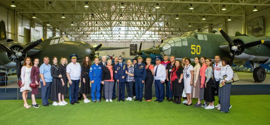 Урок мужества «Есть в России великий музей авиации» провели в Монине