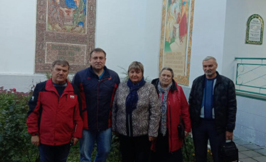 С матерями и вдовами погибших солдат ветераны встретились в церкви